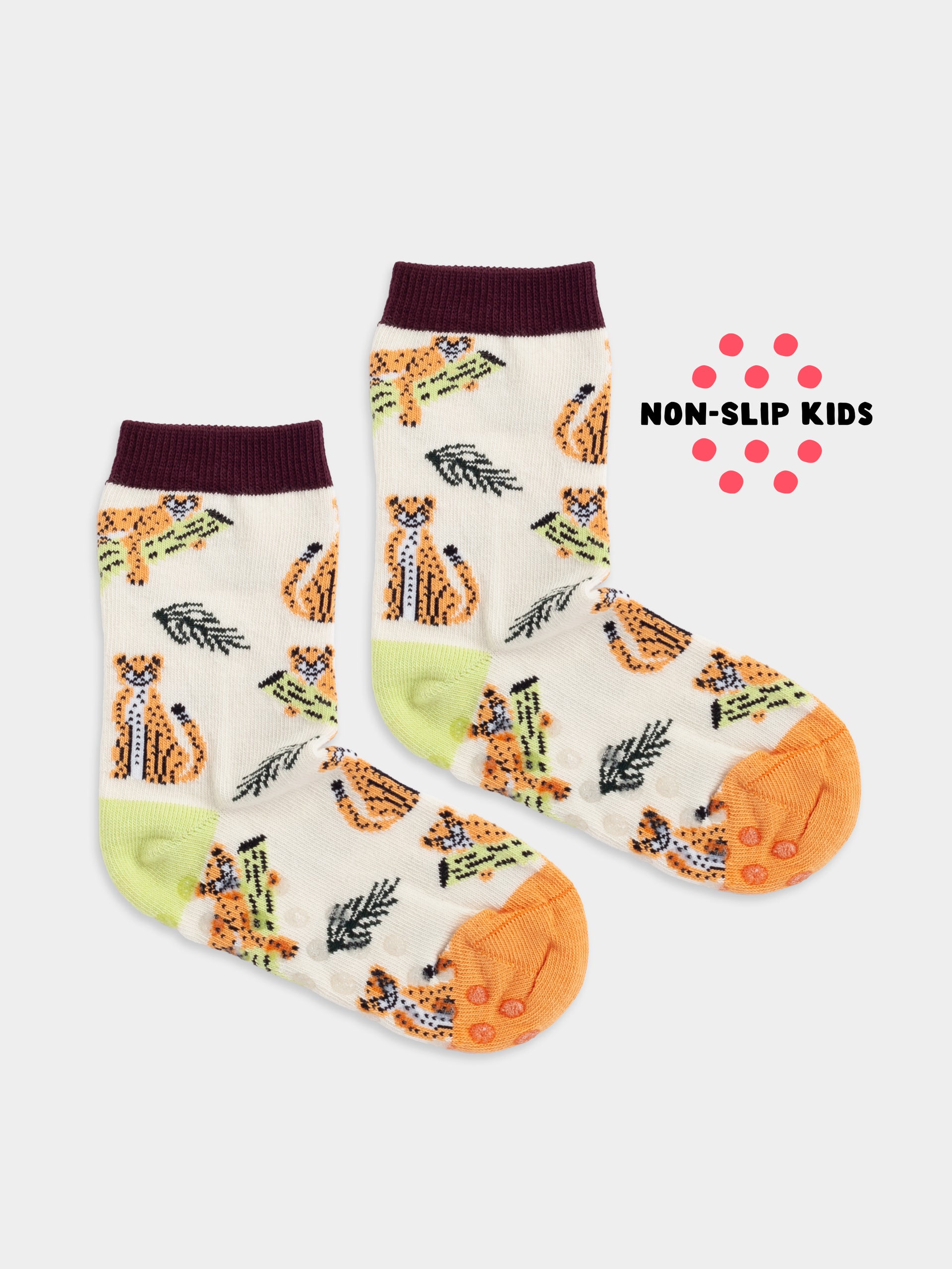 Lil Chillaxing Cat Non-Slip