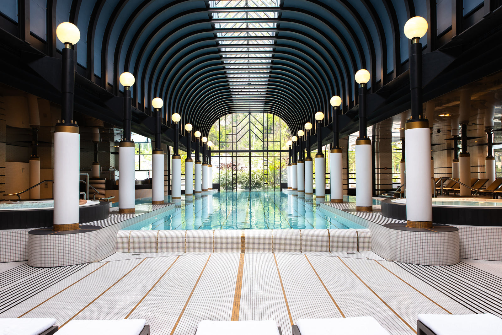 {{ block.settings.image_alt | escape }}