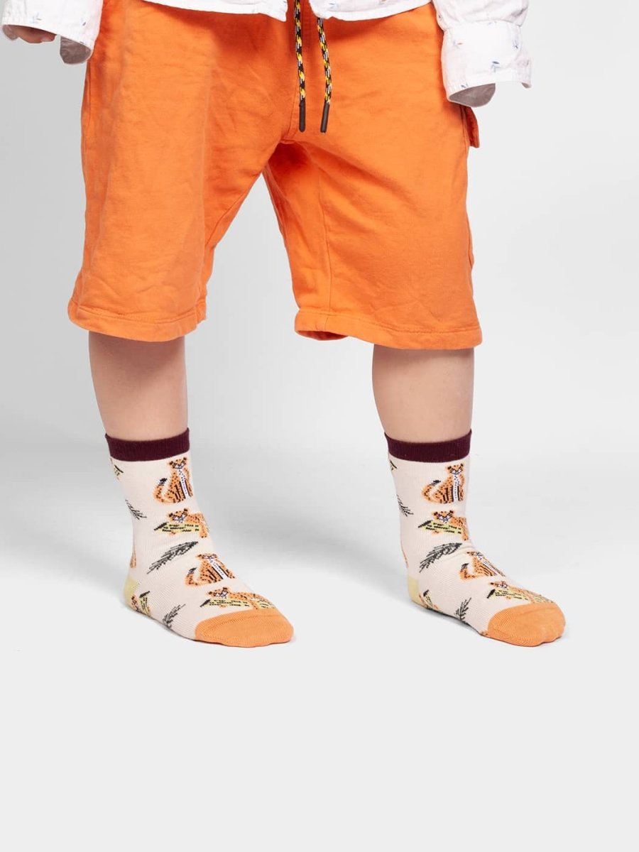 Lil Chillaxing Cat Non-Slip