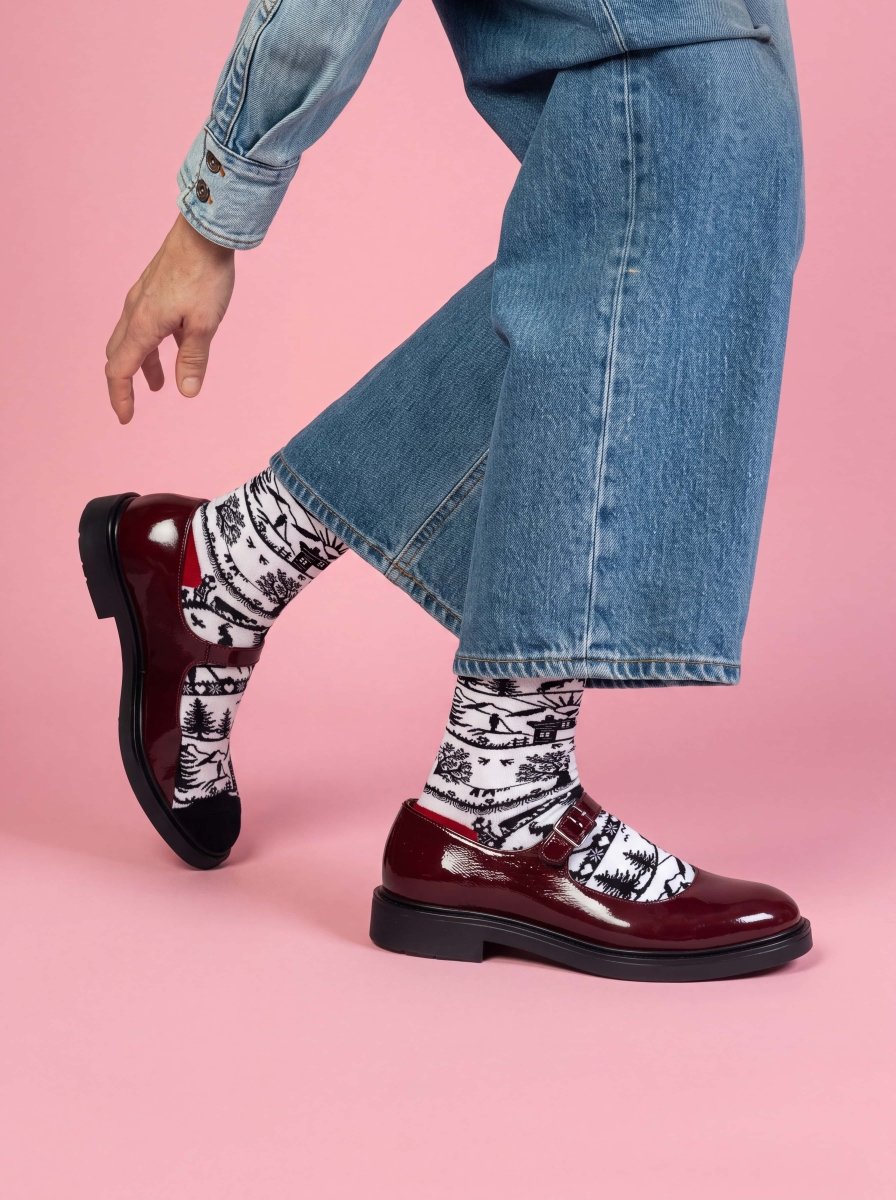Bunte Socken Swiss Silhouette von DillySocks