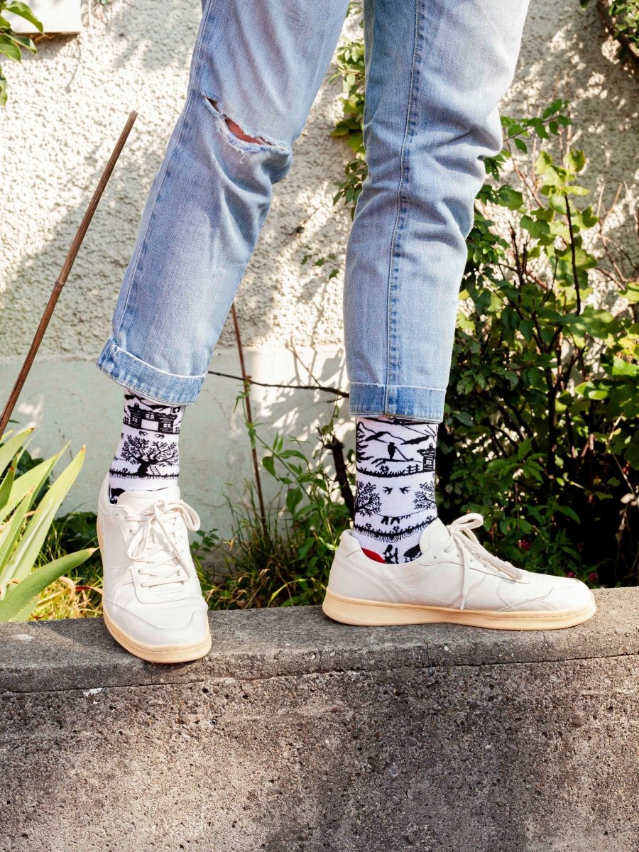 Bunte Socken Swiss Silhouette von DillySocks