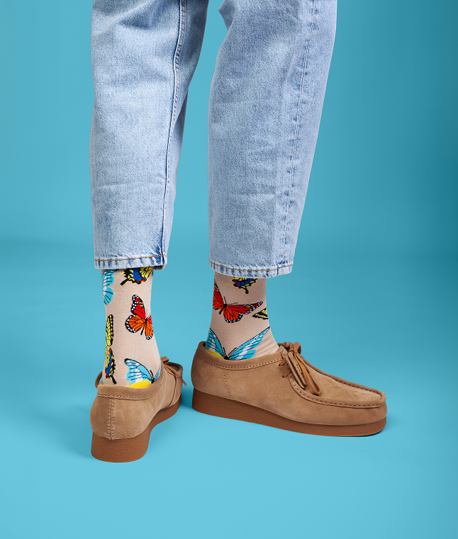 Schmetterlings-Socken auf Türkis