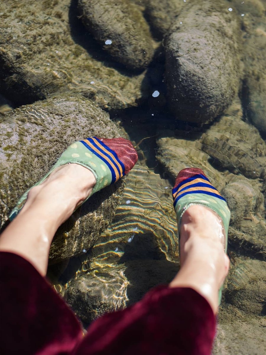 Füsslinge Hidden All Them Patterns von DillySocks