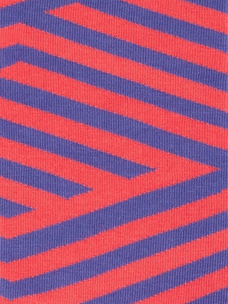 Short Serrated Stripes