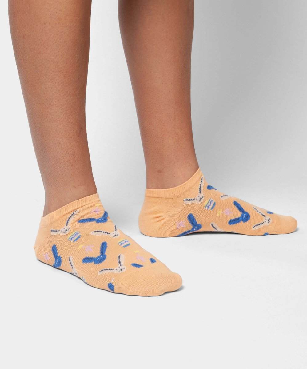 Kurze sonnige Hasensocken mit fröhlichem Design