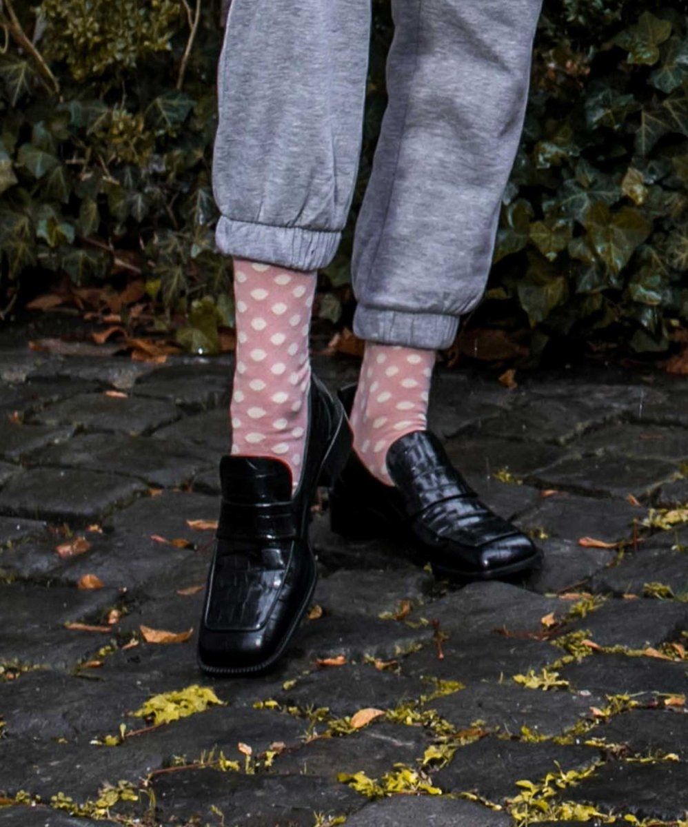 blush dots