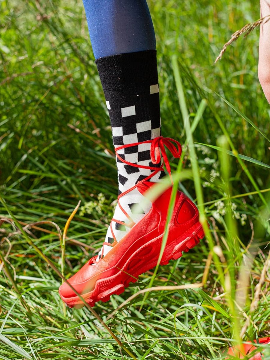 Socken Crumbling Chess von DillySocks