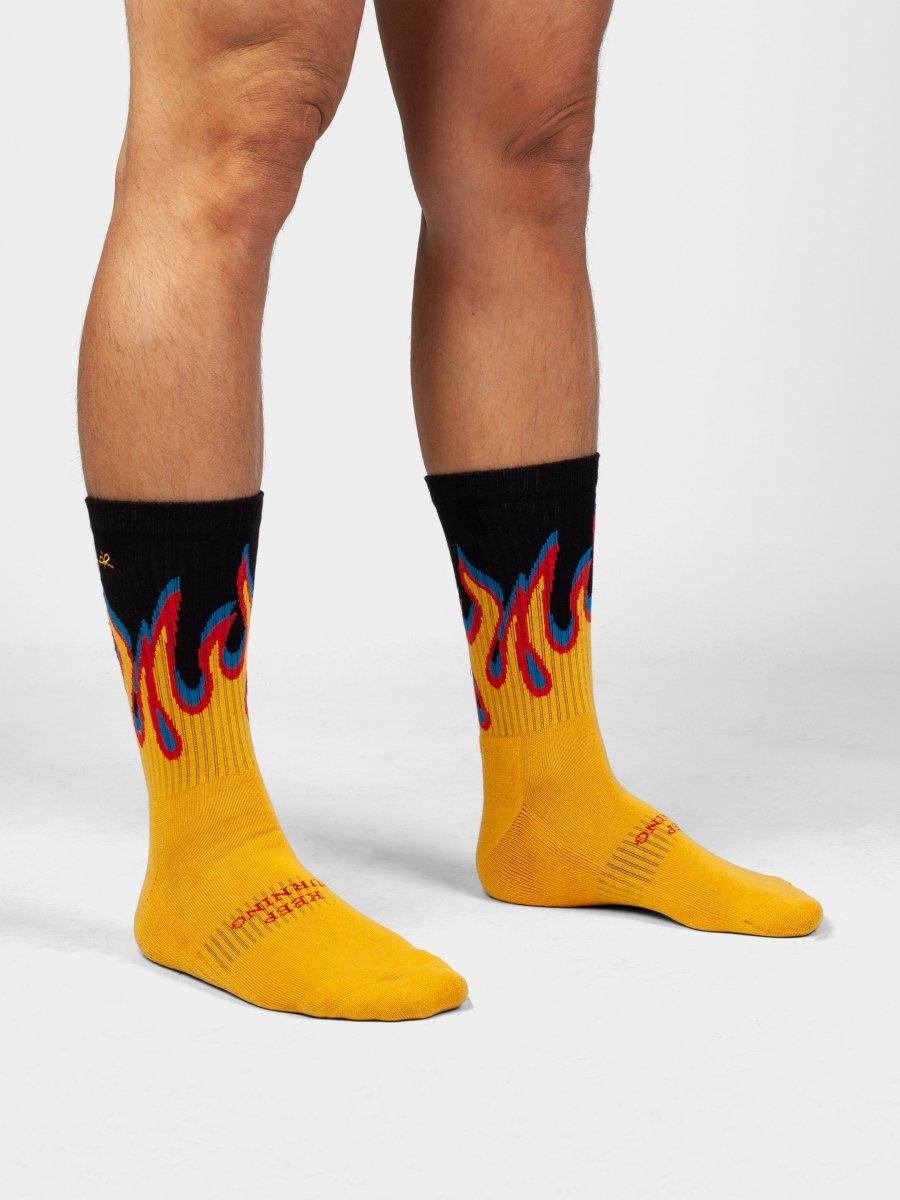 Socken Keep Burning. <br> Andri Ragettli Drop von DillySocks