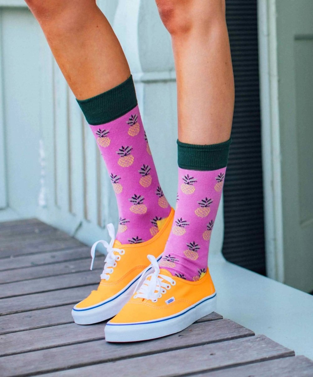 Socken Pineapple Lila von DillySocks