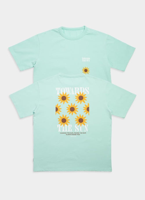 T-Shirts Towards The Sun von DillySocks